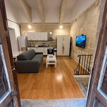 With 2 Beds