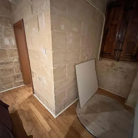 דירה With 2 Beds
