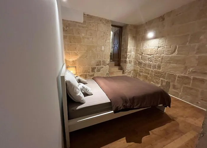 Appartement With 2 Beds La Valette