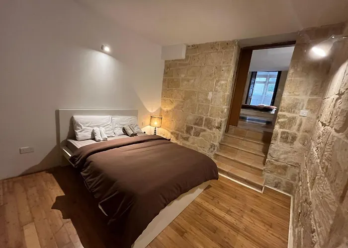 With 2 Beds アパート *